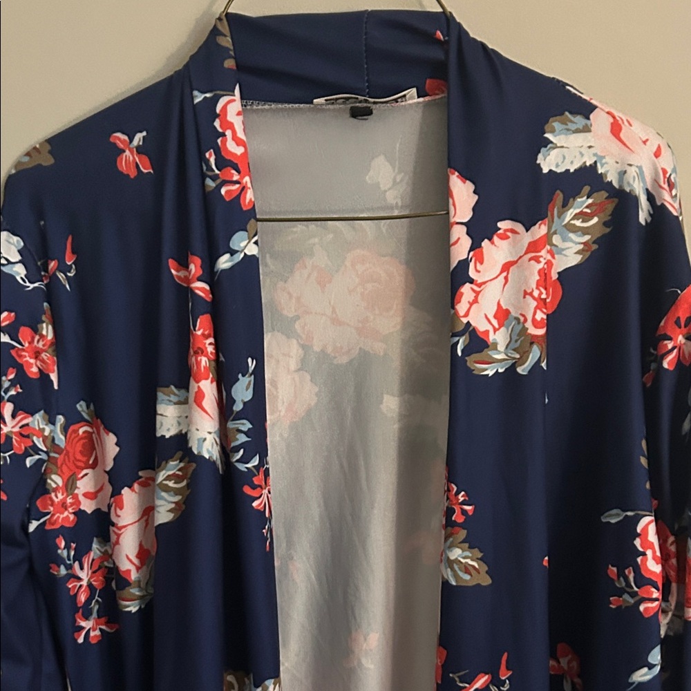 Women’s Floral Open-Front Cardigan - Picture 3 of 5